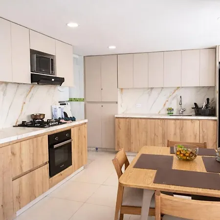 Vilma Luxury Frente Al Mar Apartamento *